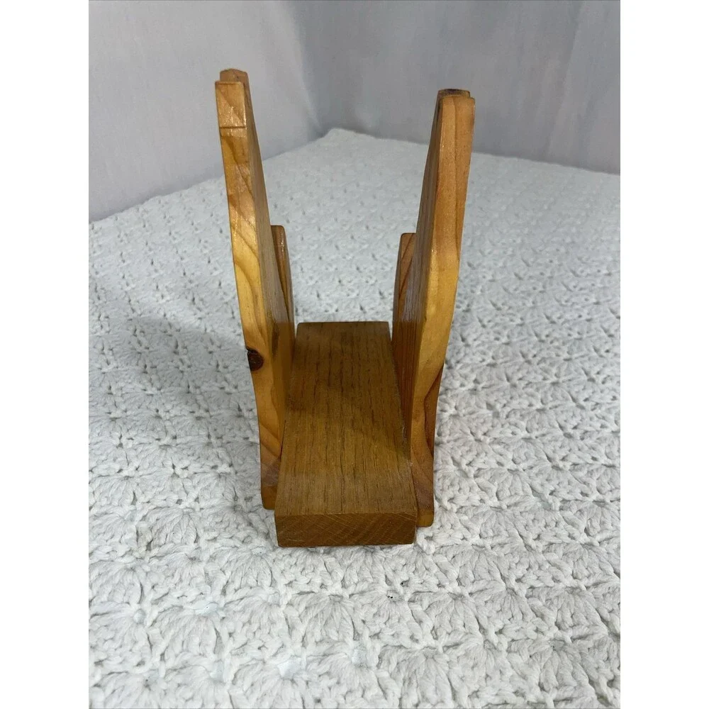 Vintage Hand Carved Wooden Howling Wolf Southwestern Napkin Holder 7”T x 6” x 3”